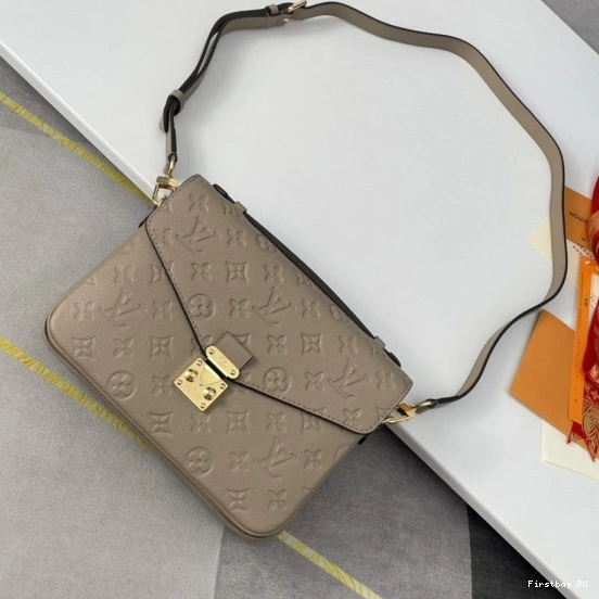 Firstbag ru MÉTIS LOUIS VUITTON POCHETTE 0811